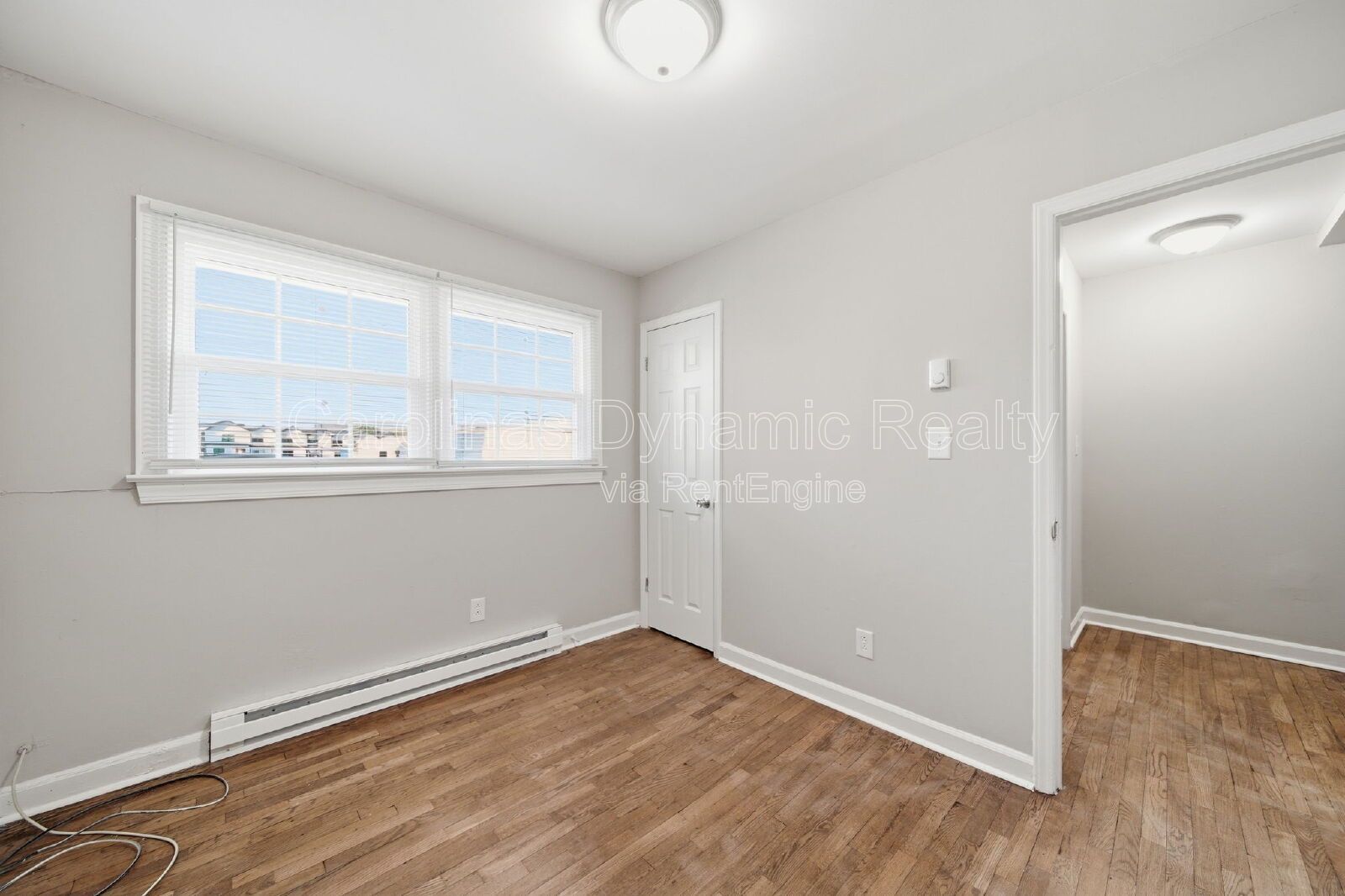 2 Bedrooms | Hardwood Floors | Granite Counters | Stainless Steel Appliances property image