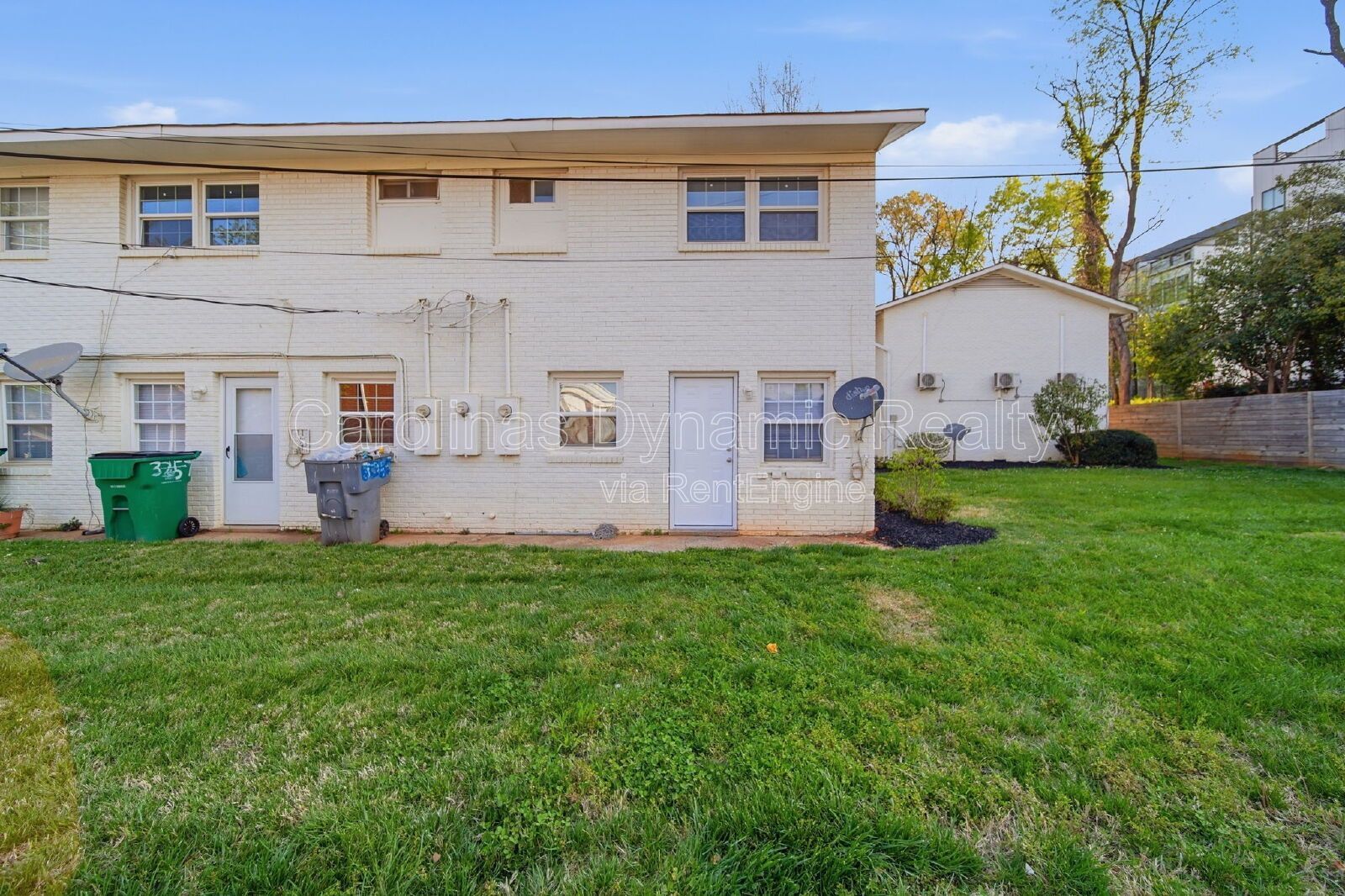 2 Bedrooms | Hardwood Floors | Granite Counters | Stainless Steel Appliances property image