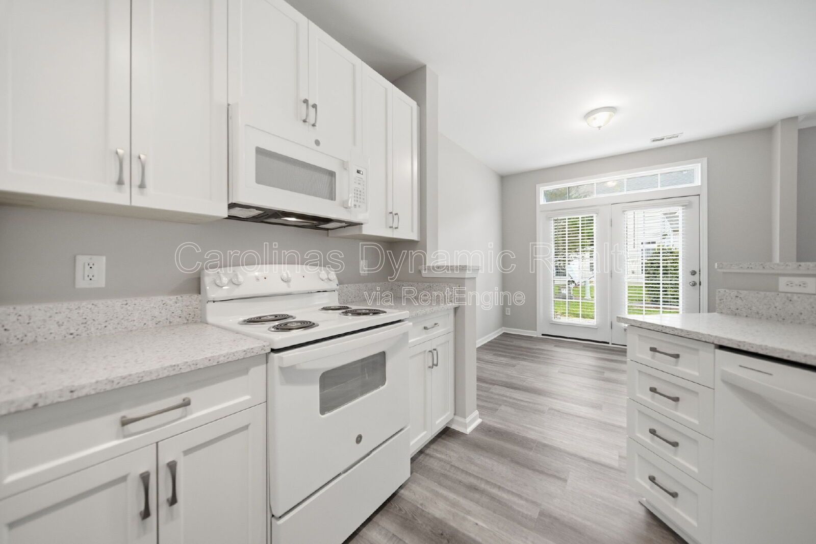 3 Bedrooms | Granite Counters | Brand New Flooring property image