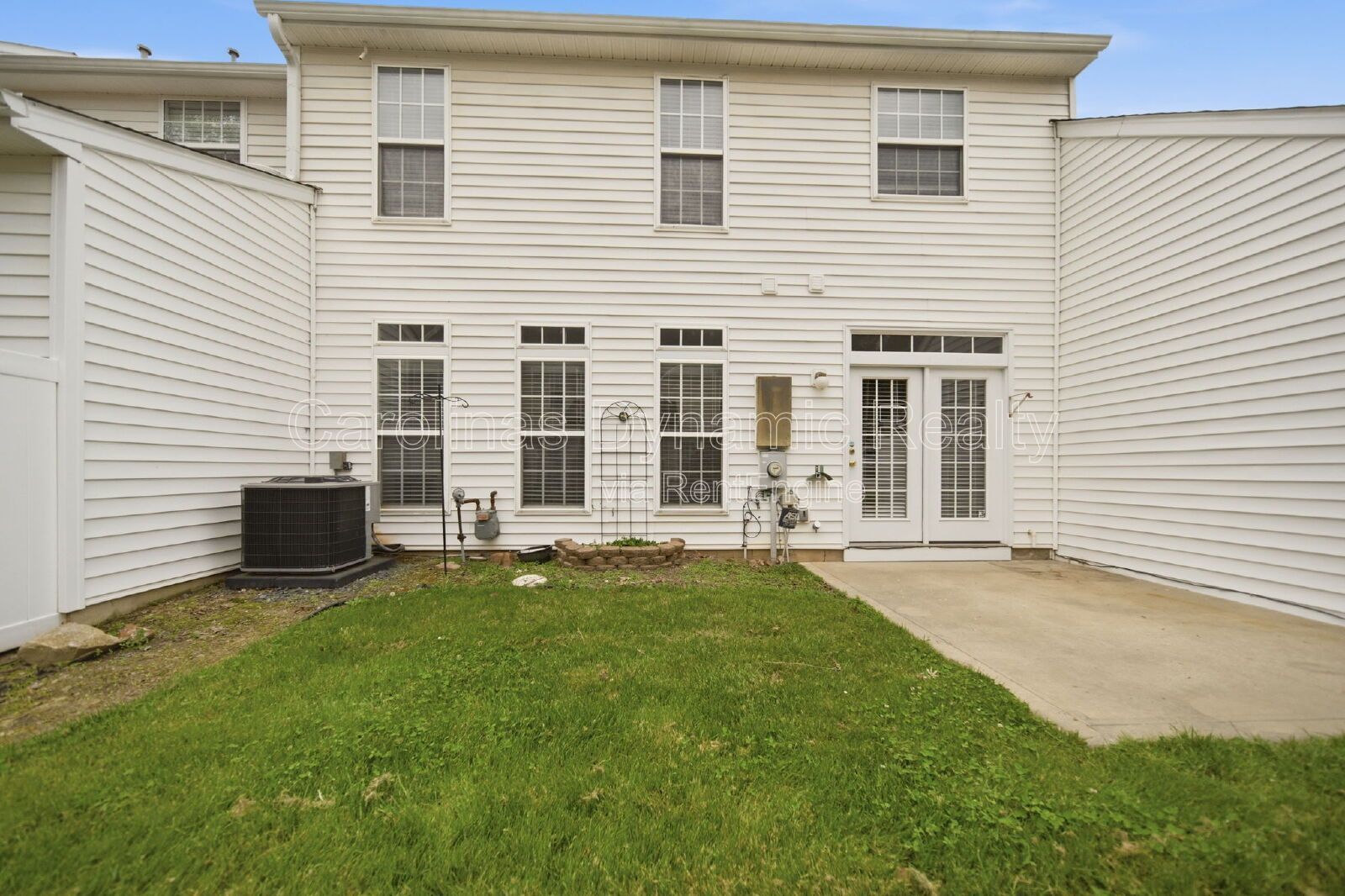 3 Bedrooms | Granite Counters | Brand New Flooring property image