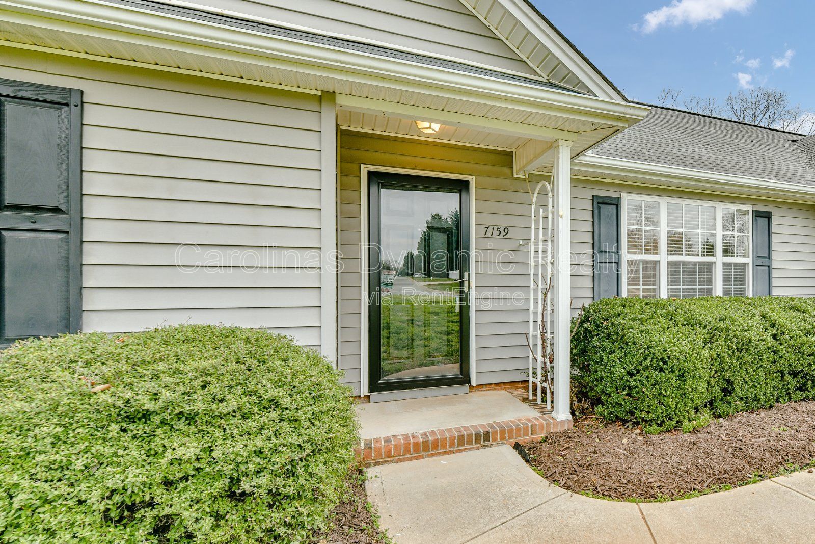 3 Bedrooms | 2 Baths | One Story House | Perfect Location property image