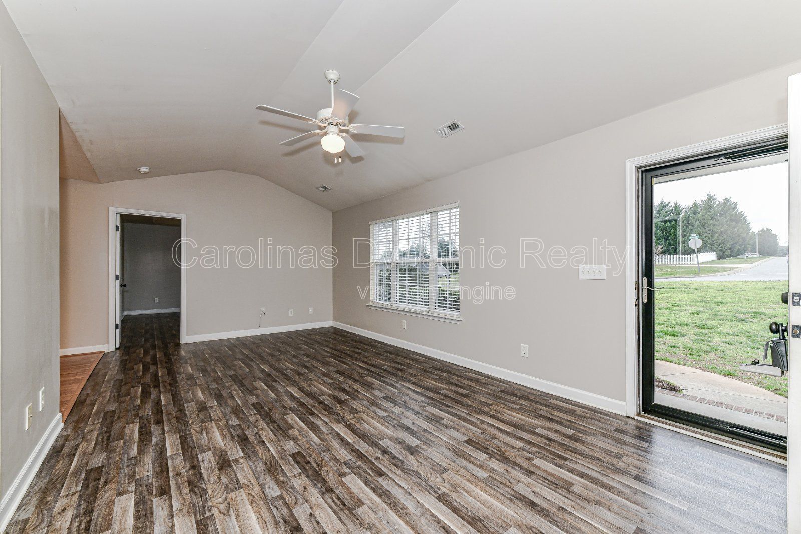 3 Bedrooms | 2 Baths | One Story House | Perfect Location property image