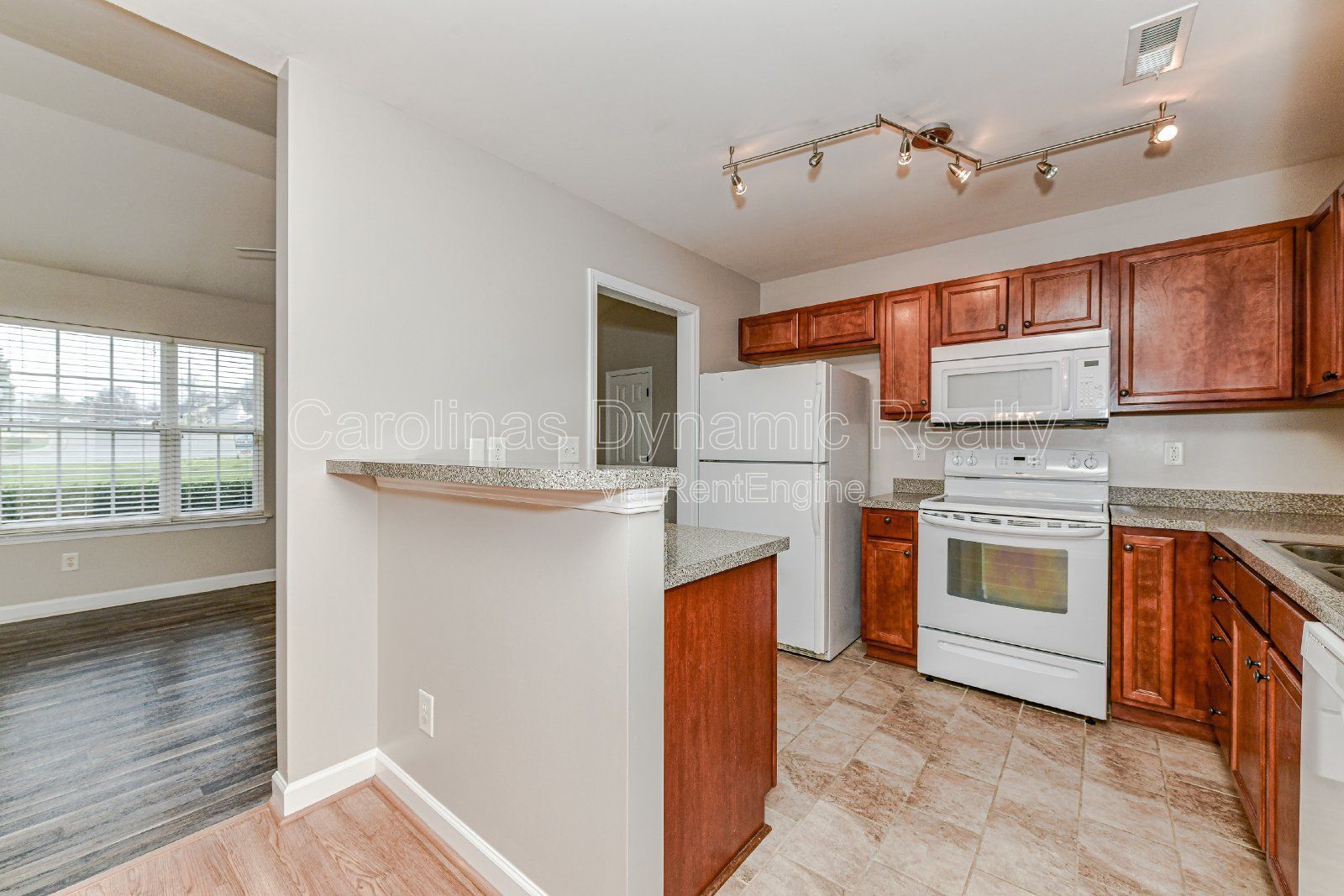 3 Bedrooms | 2 Baths | One Story House | Perfect Location property image