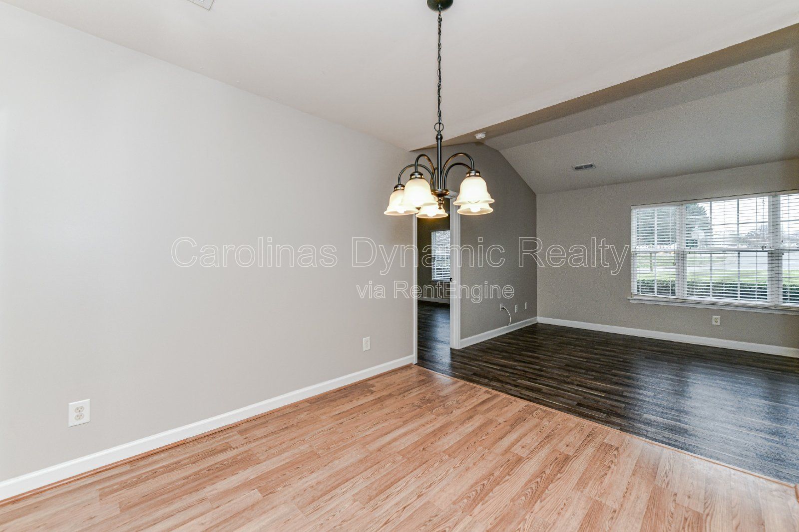 3 Bedrooms | 2 Baths | One Story House | Perfect Location property image