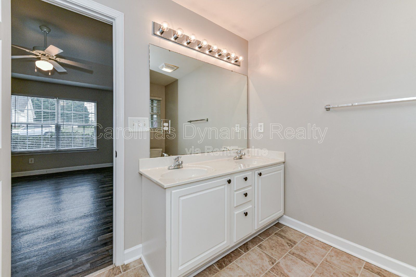 3 Bedrooms | 2 Baths | One Story House | Perfect Location property image