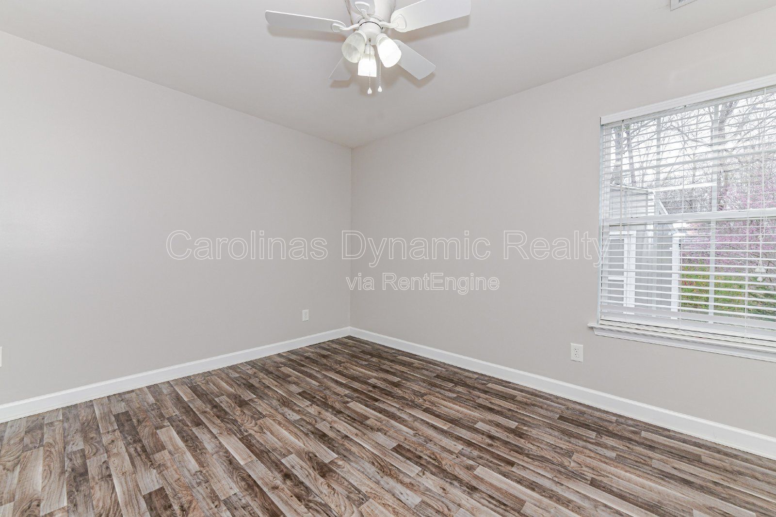 3 Bedrooms | 2 Baths | One Story House | Perfect Location property image