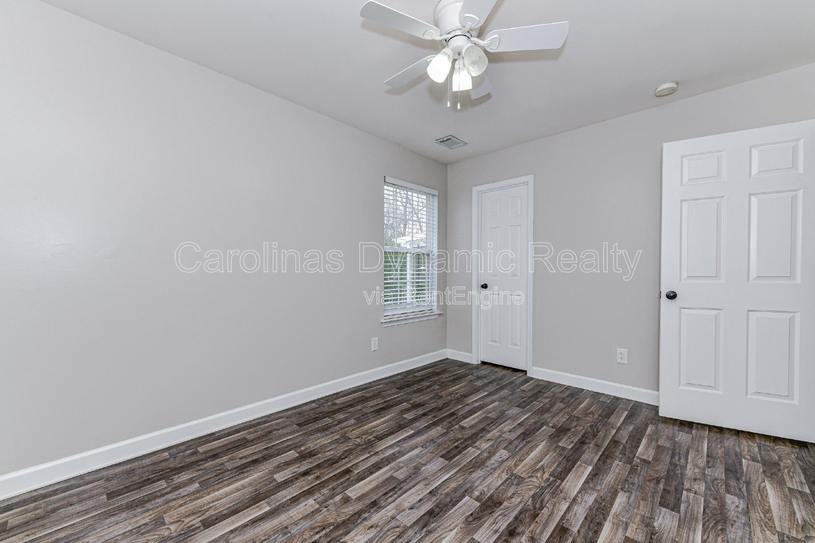 3 Bedrooms | 2 Baths | One Story House | Perfect Location property image