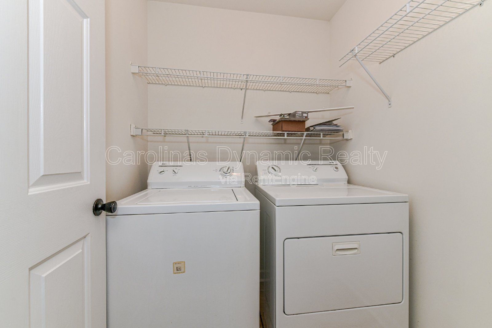 3 Bedrooms | 2 Baths | One Story House | Perfect Location property image