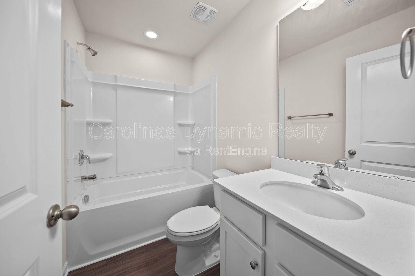 3 Bedrooms | 2.5 Baths | Granite Counters | Stainless Steel Appliances property image