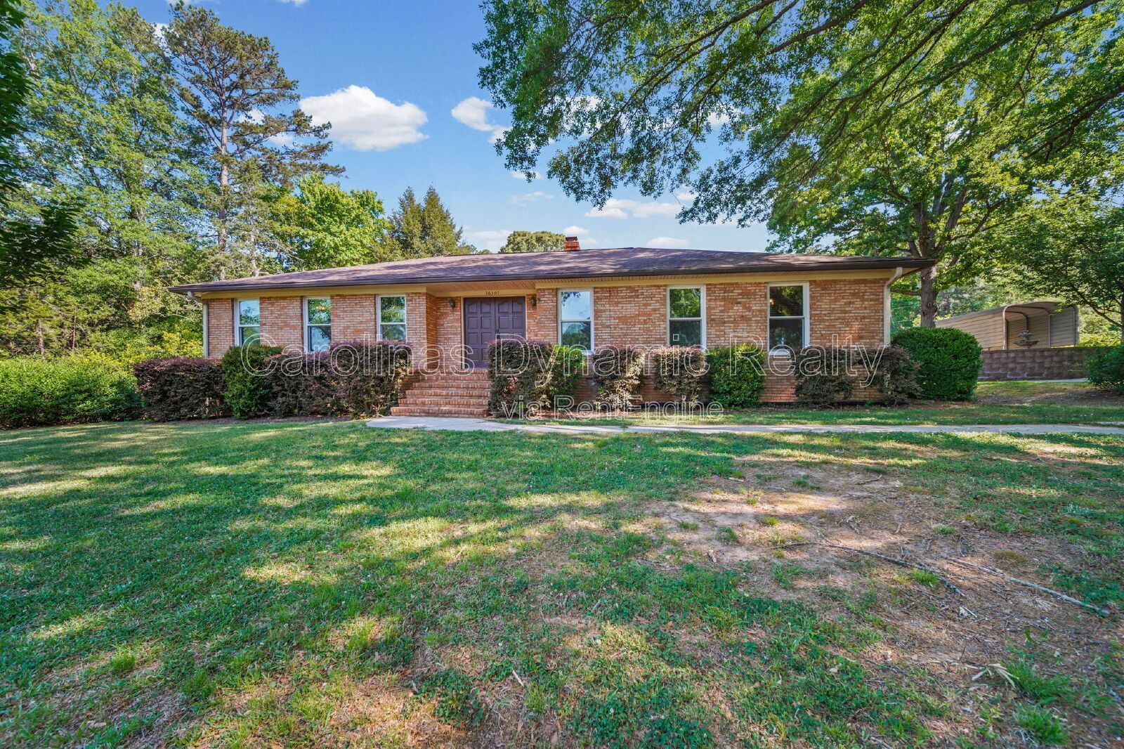 Spacious 4-Bed Oasis with 2.5 Baths Tucked Away With Tons of Space property image