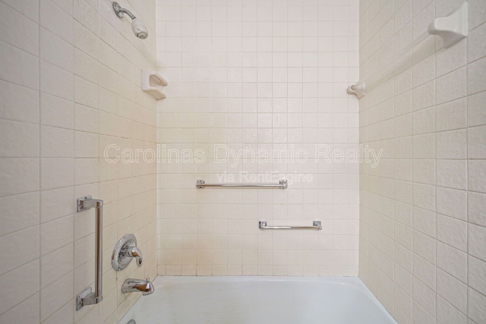 Spacious 4-Bed Oasis with 2.5 Baths Tucked Away With Tons of Space property image
