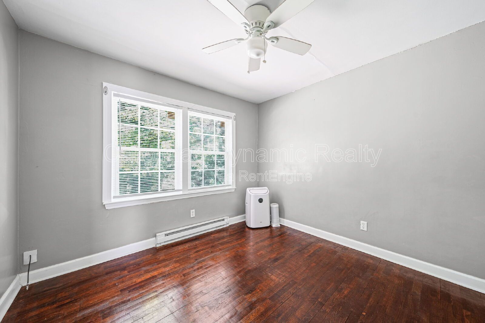 2 Bedrooms | 1 Bath | Hardwood Floors | Fresh Paint | Private Deck property image