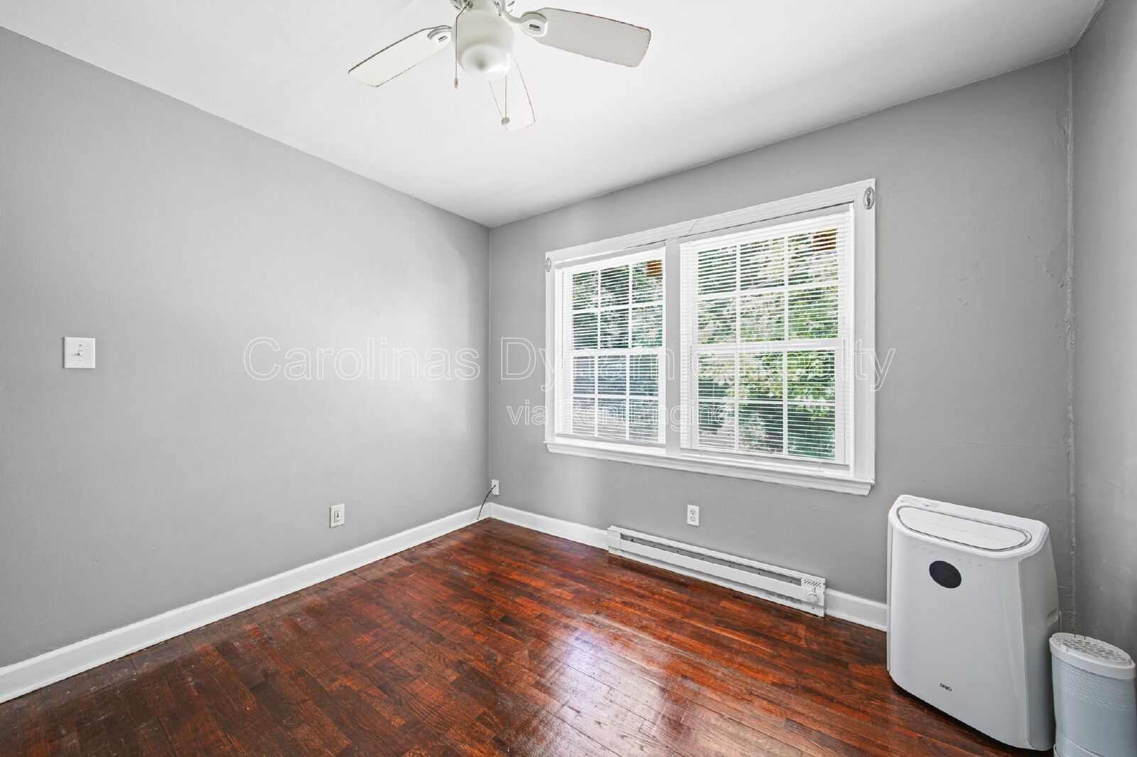 2 Bedrooms | 1 Bath | Hardwood Floors | Fresh Paint | Private Deck property image