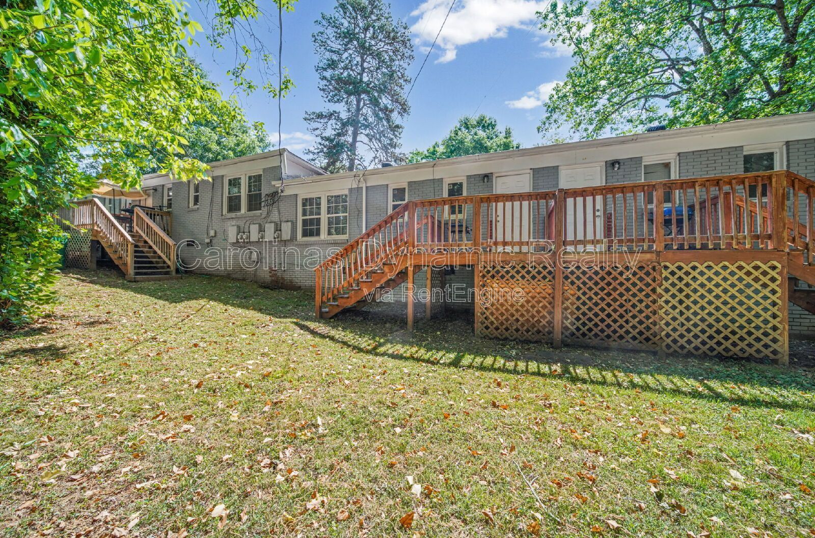 2 Bedrooms | 1 Bath | Hardwood Floors | Fresh Paint | Private Deck property image