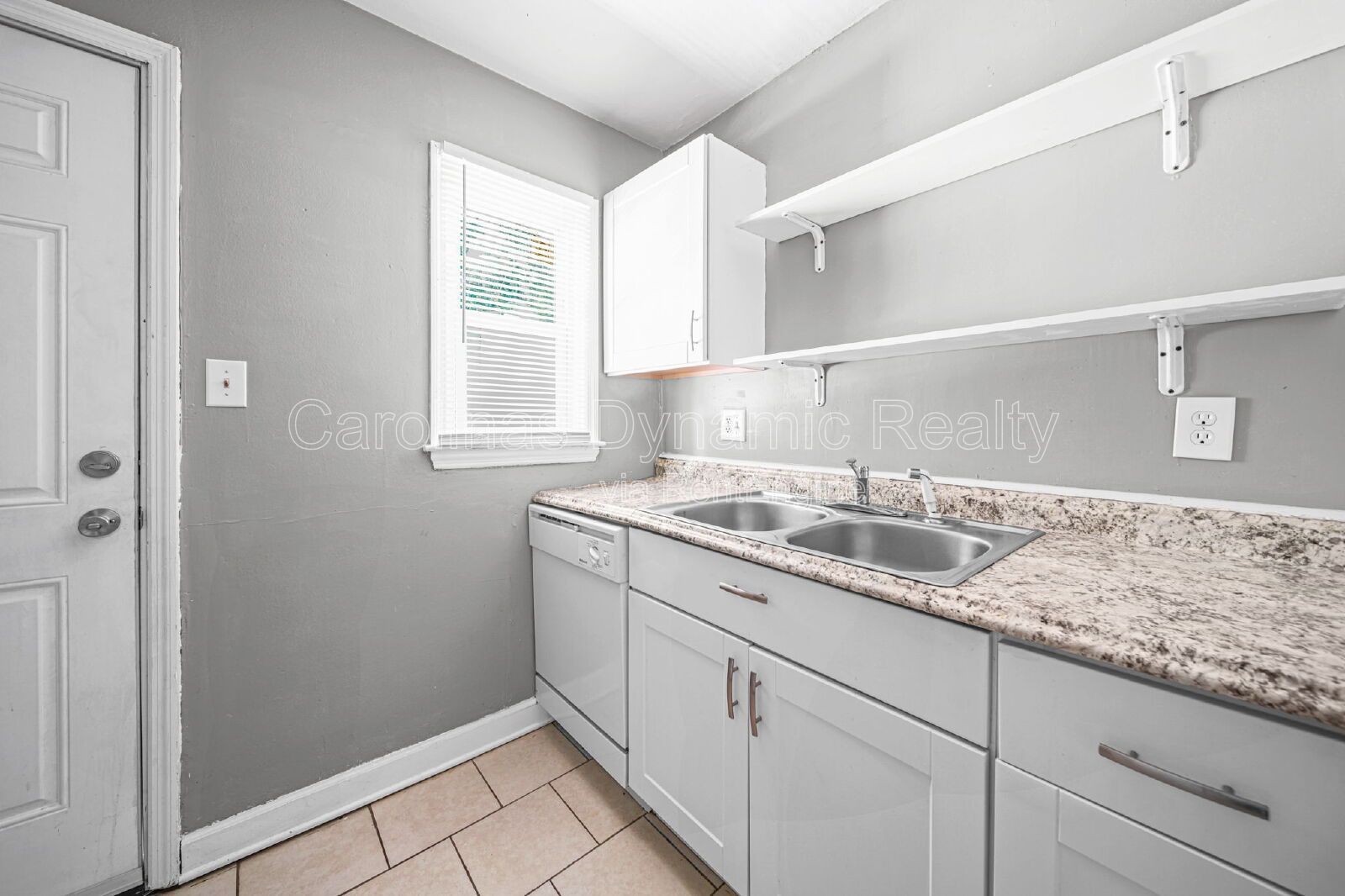 2 Bedrooms | 1 Bath | Hardwood Floors | Fresh Paint | Private Deck property image