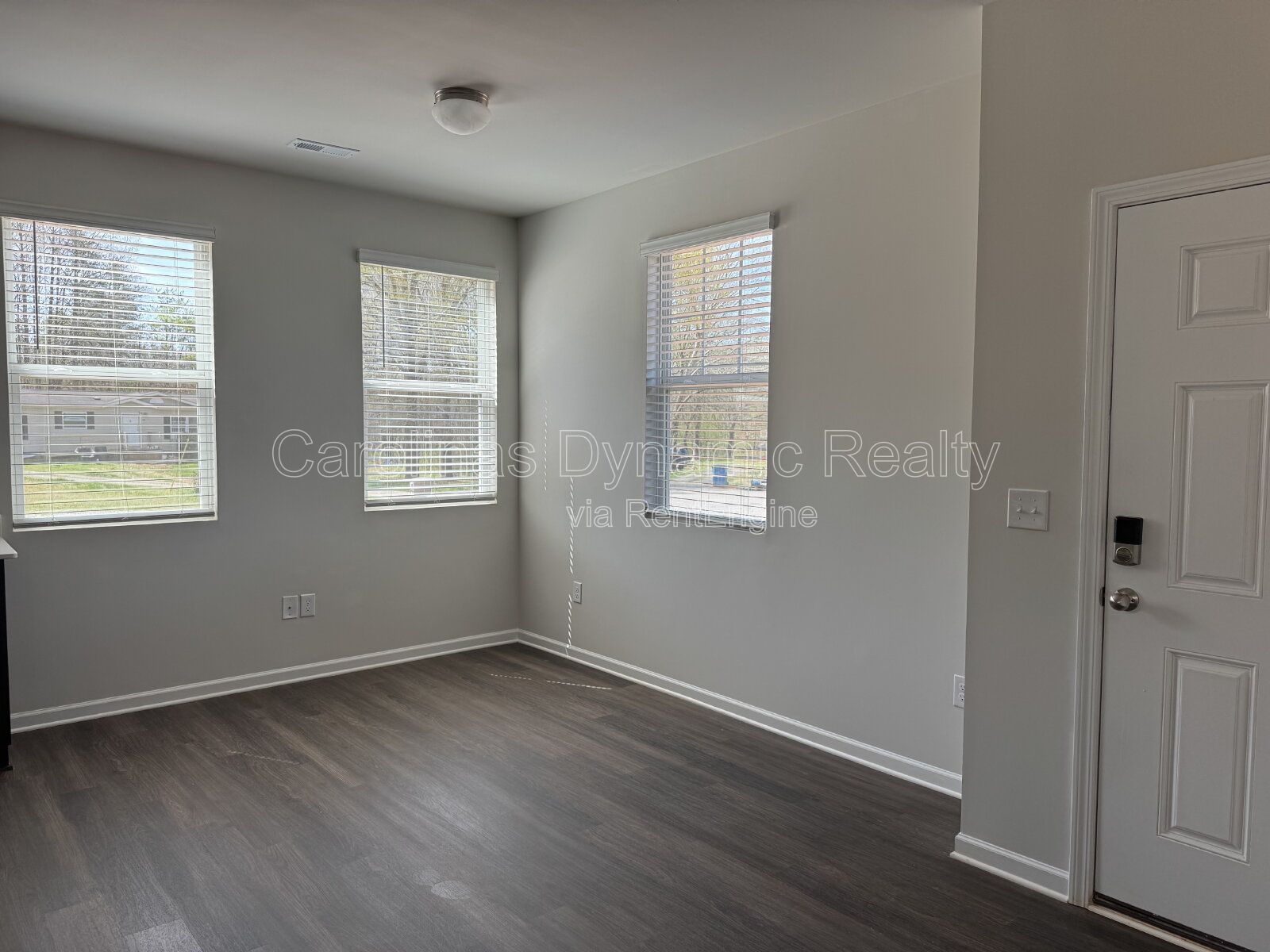 3 Beds | 2 Baths | Granite Counters | Luxury Plank Flooring property image