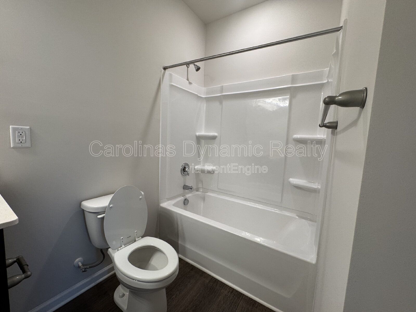 3 Beds | 2 Baths | Granite Counters | Luxury Plank Flooring property image