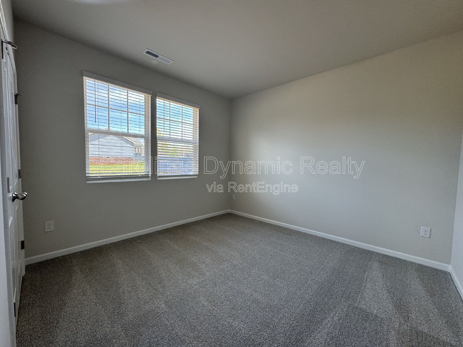3 Beds | 2 Baths | Granite Counters | Luxury Plank Flooring property image