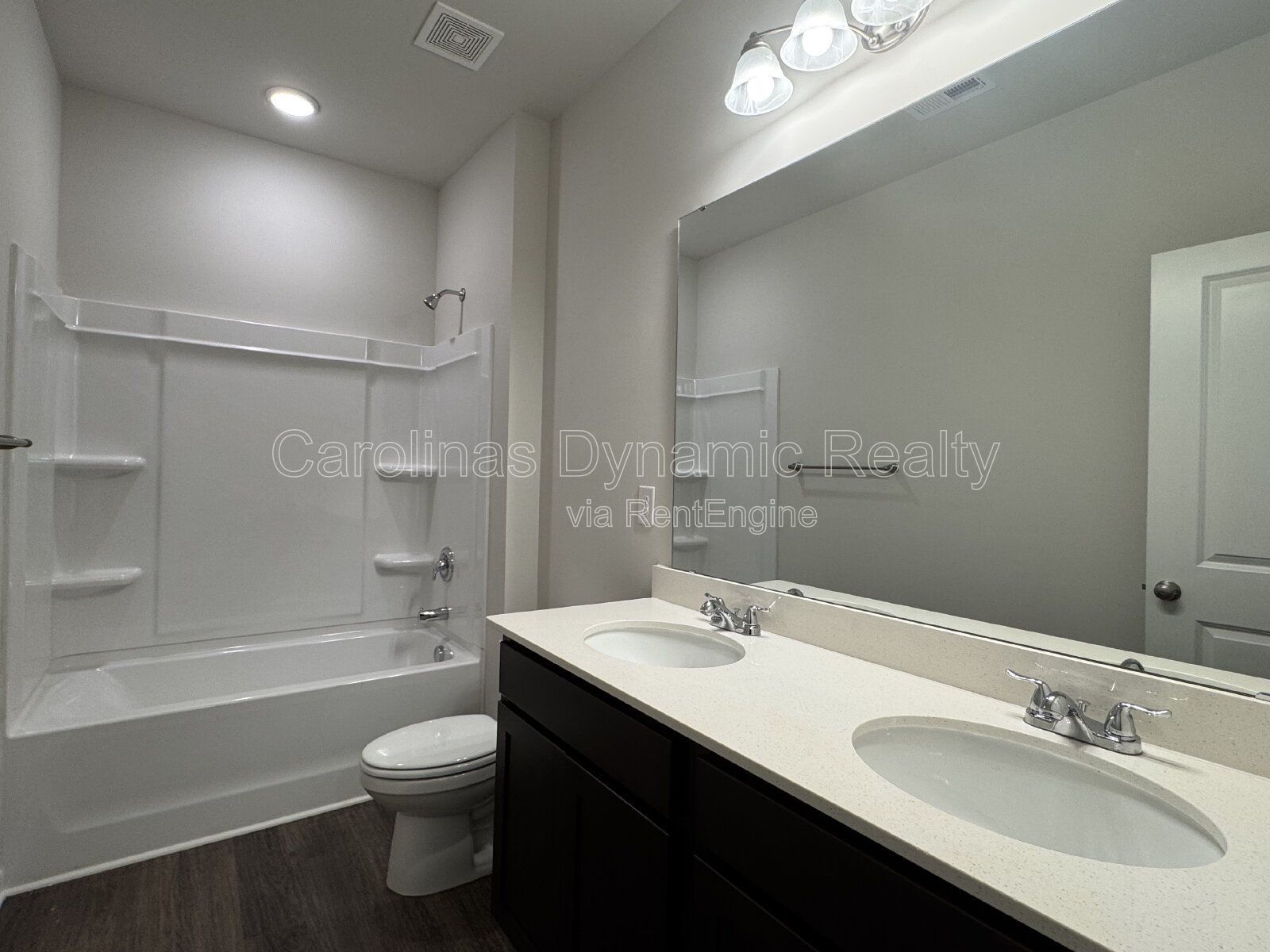 3 Beds | 2 Baths | Granite Counters | Luxury Plank Flooring property image