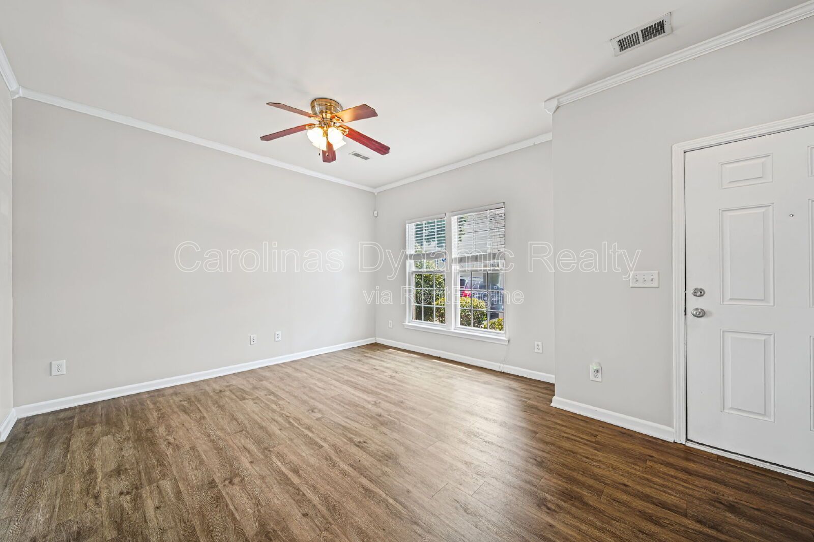 End Unit Townhouse In The Steele Creek Area property image