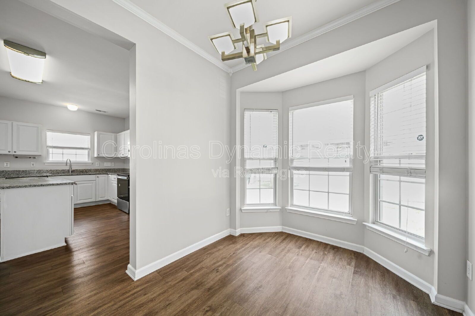 End Unit Townhouse In The Steele Creek Area property image
