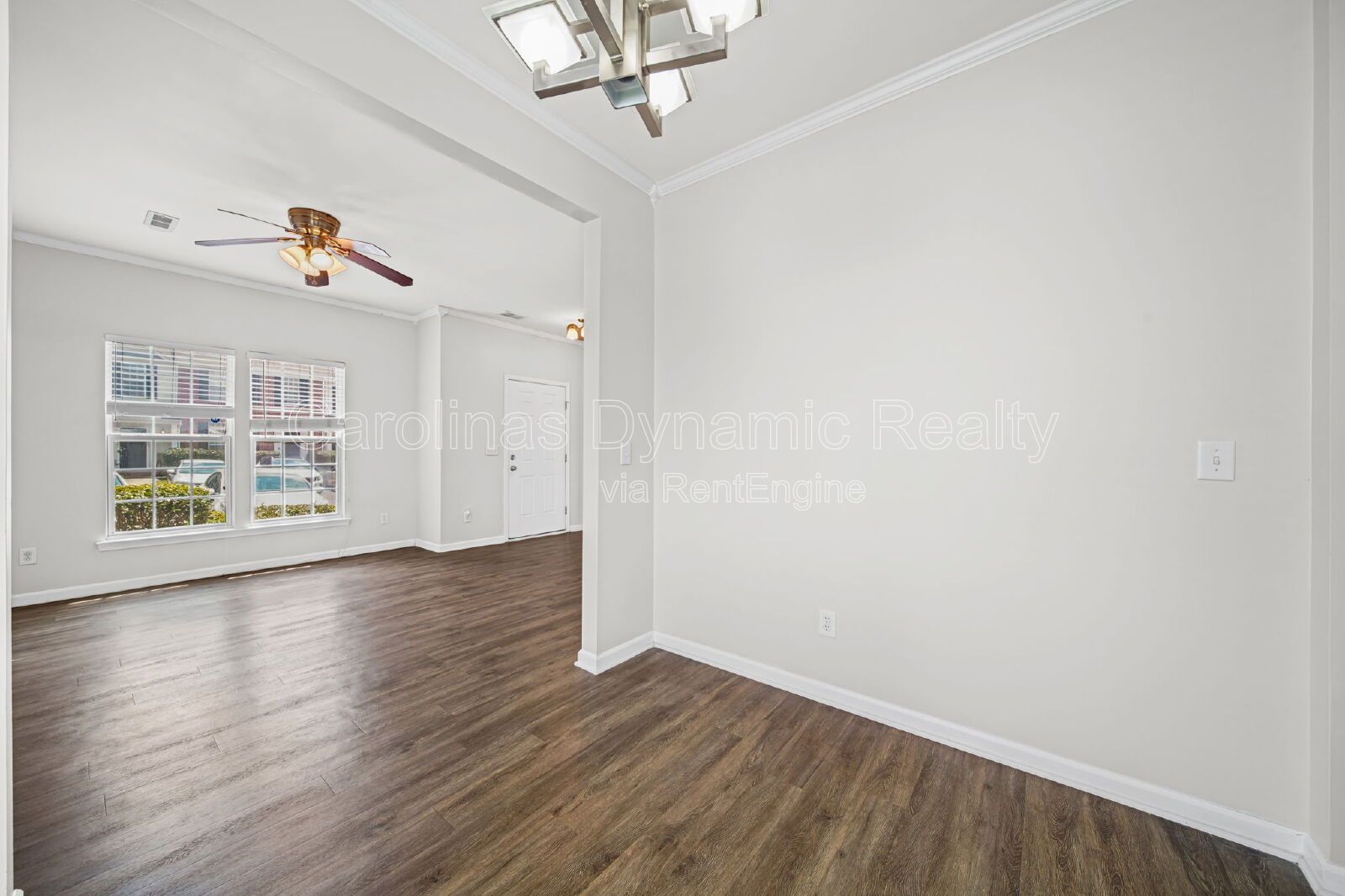 End Unit Townhouse In The Steele Creek Area property image