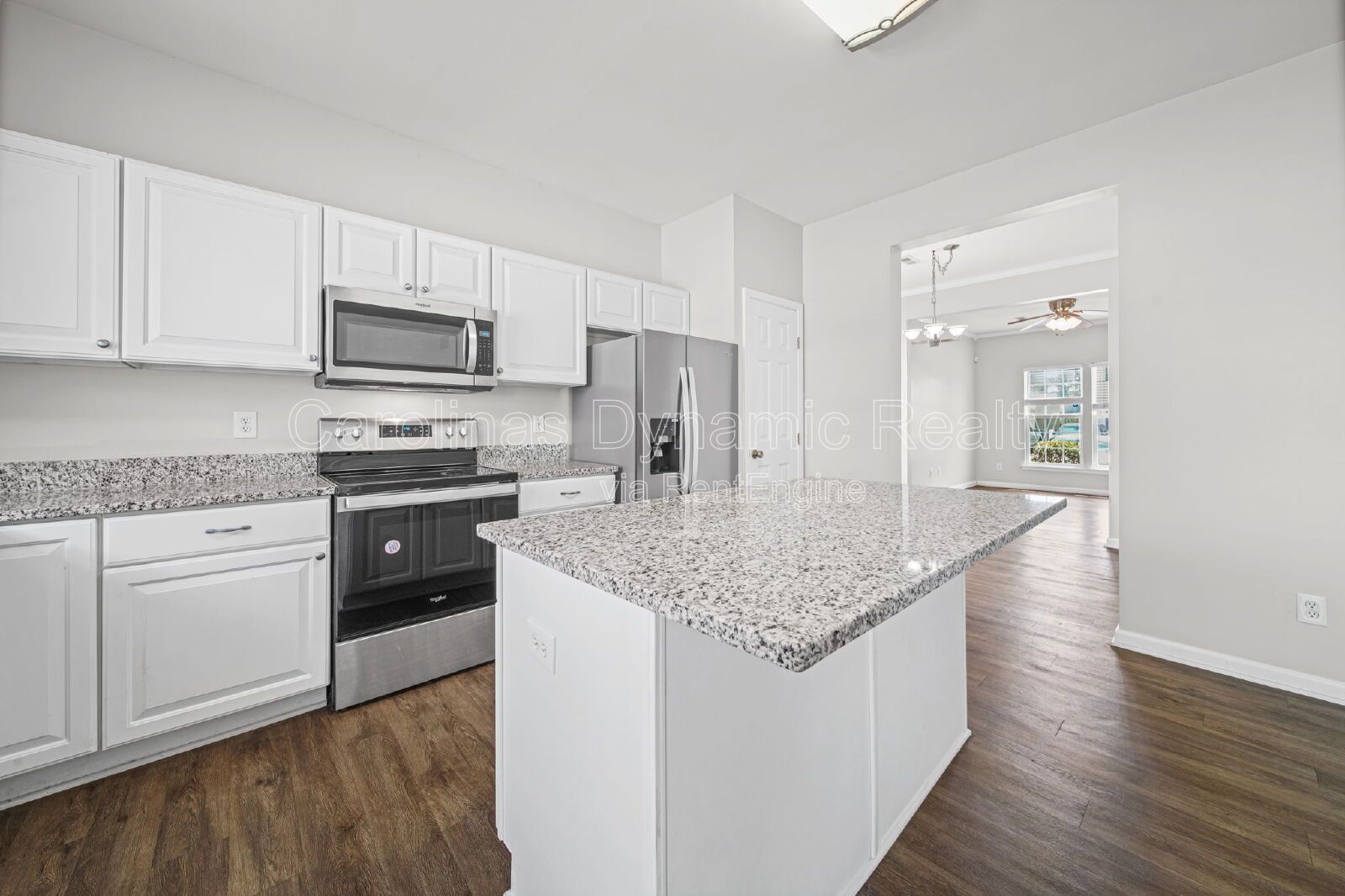End Unit Townhouse In The Steele Creek Area property image