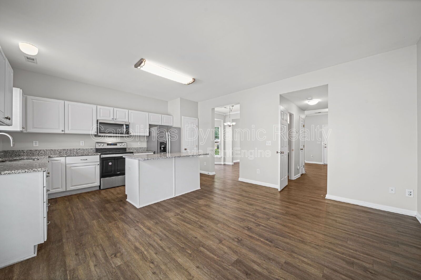 End Unit Townhouse In The Steele Creek Area property image