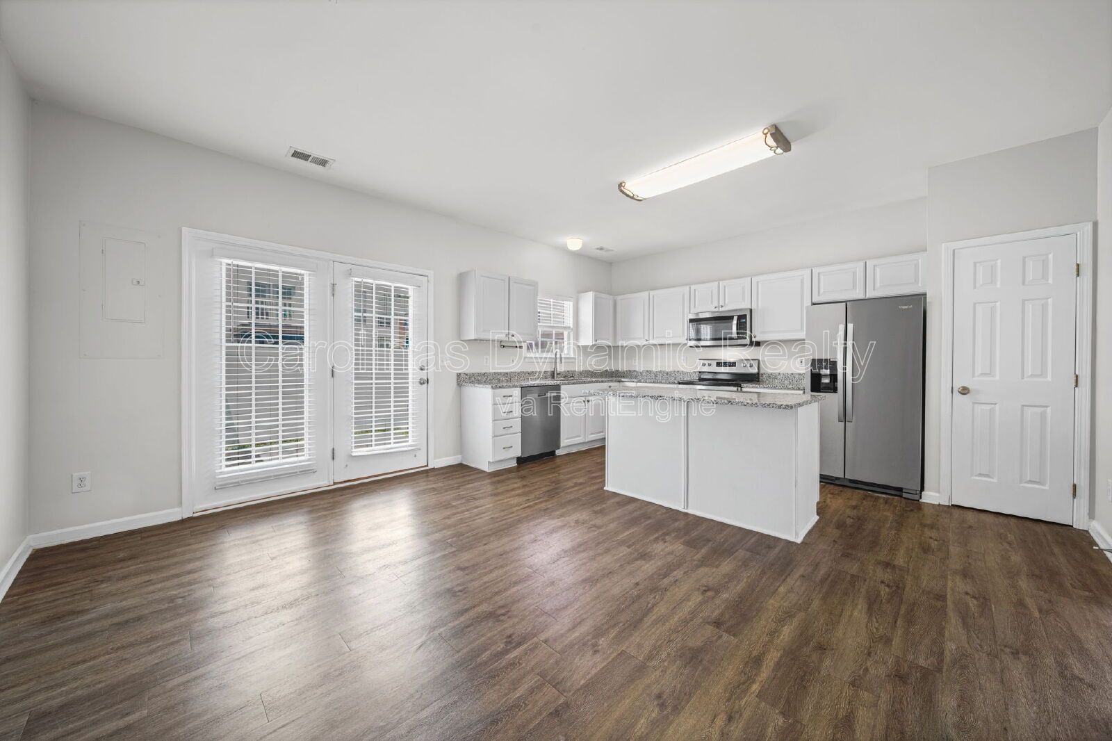 End Unit Townhouse In The Steele Creek Area property image
