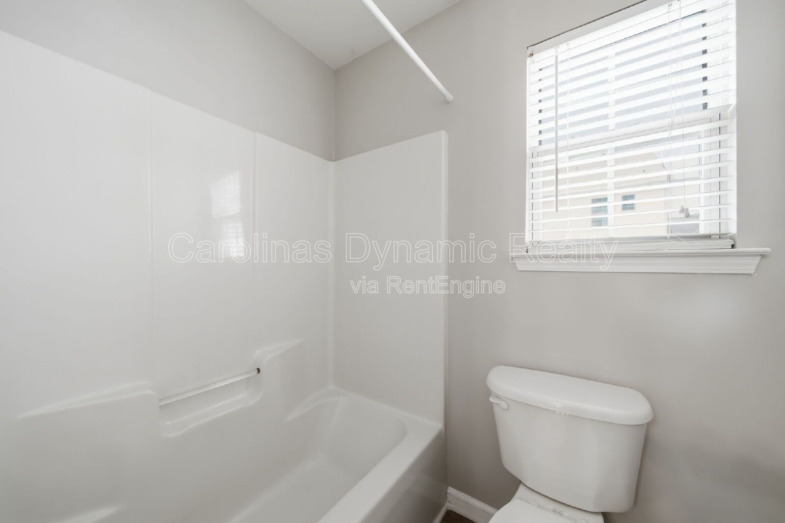 End Unit Townhouse In The Steele Creek Area property image