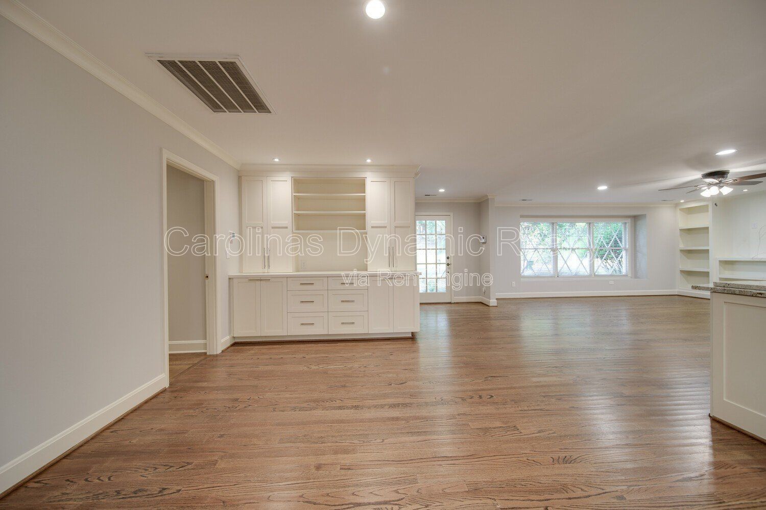 Coming Soon | Stunning 3 Bedroom | 2 Bath | Brick Ranch | Upgraded Kitchen | Hardwood Floors property image