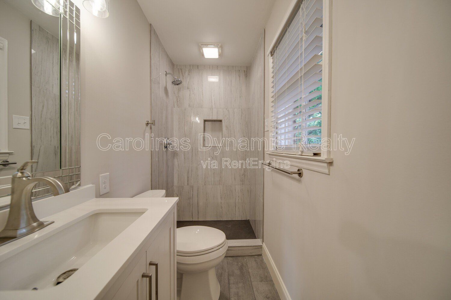 Coming Soon | Stunning 3 Bedroom | 2 Bath | Brick Ranch | Upgraded Kitchen | Hardwood Floors property image