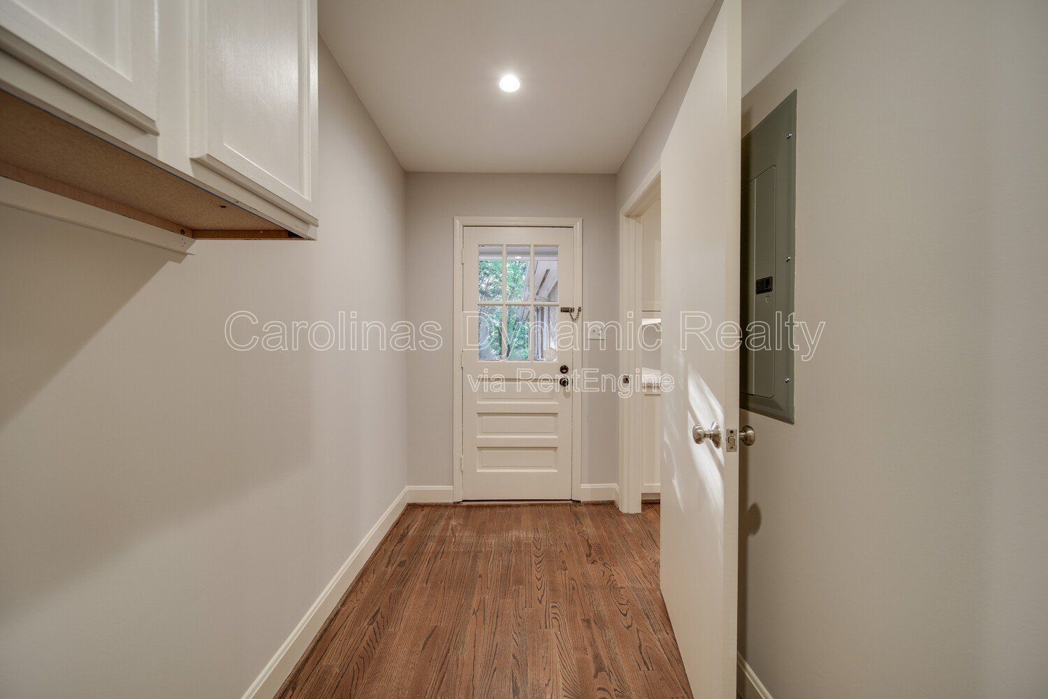 Coming Soon | Stunning 3 Bedroom | 2 Bath | Brick Ranch | Upgraded Kitchen | Hardwood Floors property image