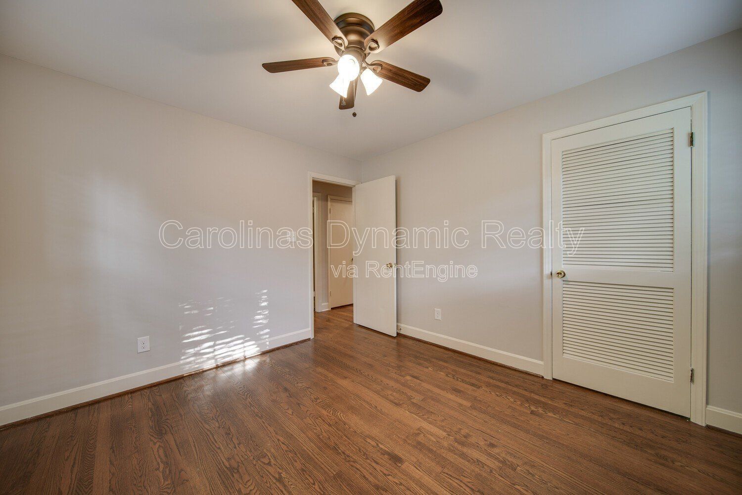 Coming Soon | Stunning 3 Bedroom | 2 Bath | Brick Ranch | Upgraded Kitchen | Hardwood Floors property image