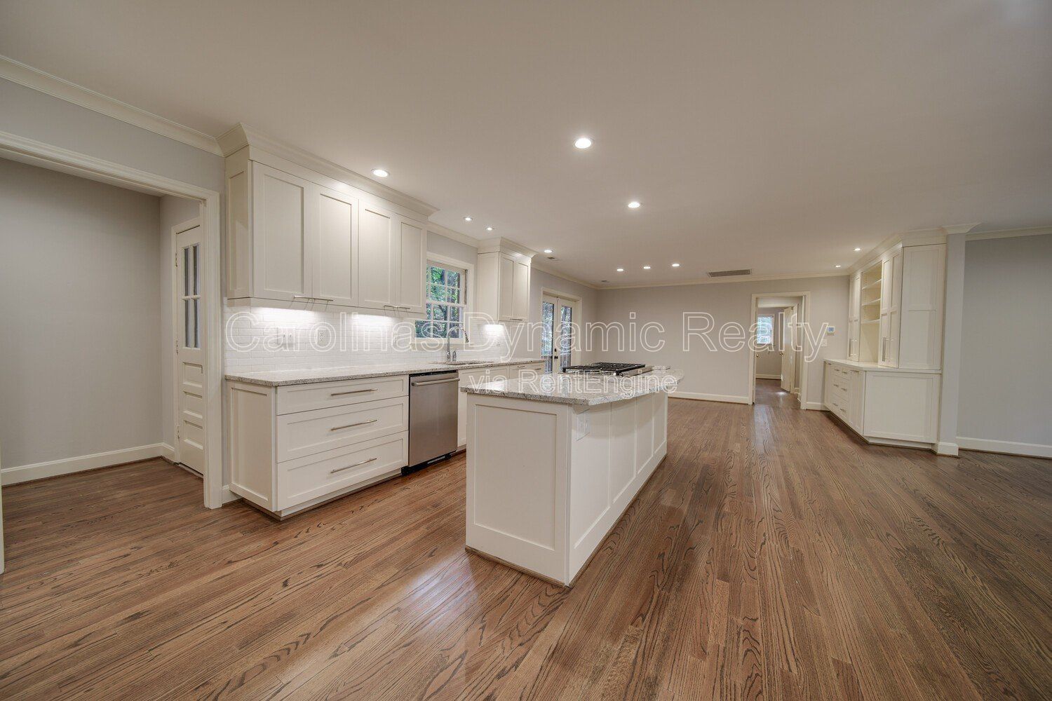 Coming Soon | Stunning 3 Bedroom | 2 Bath | Brick Ranch | Upgraded Kitchen | Hardwood Floors property image