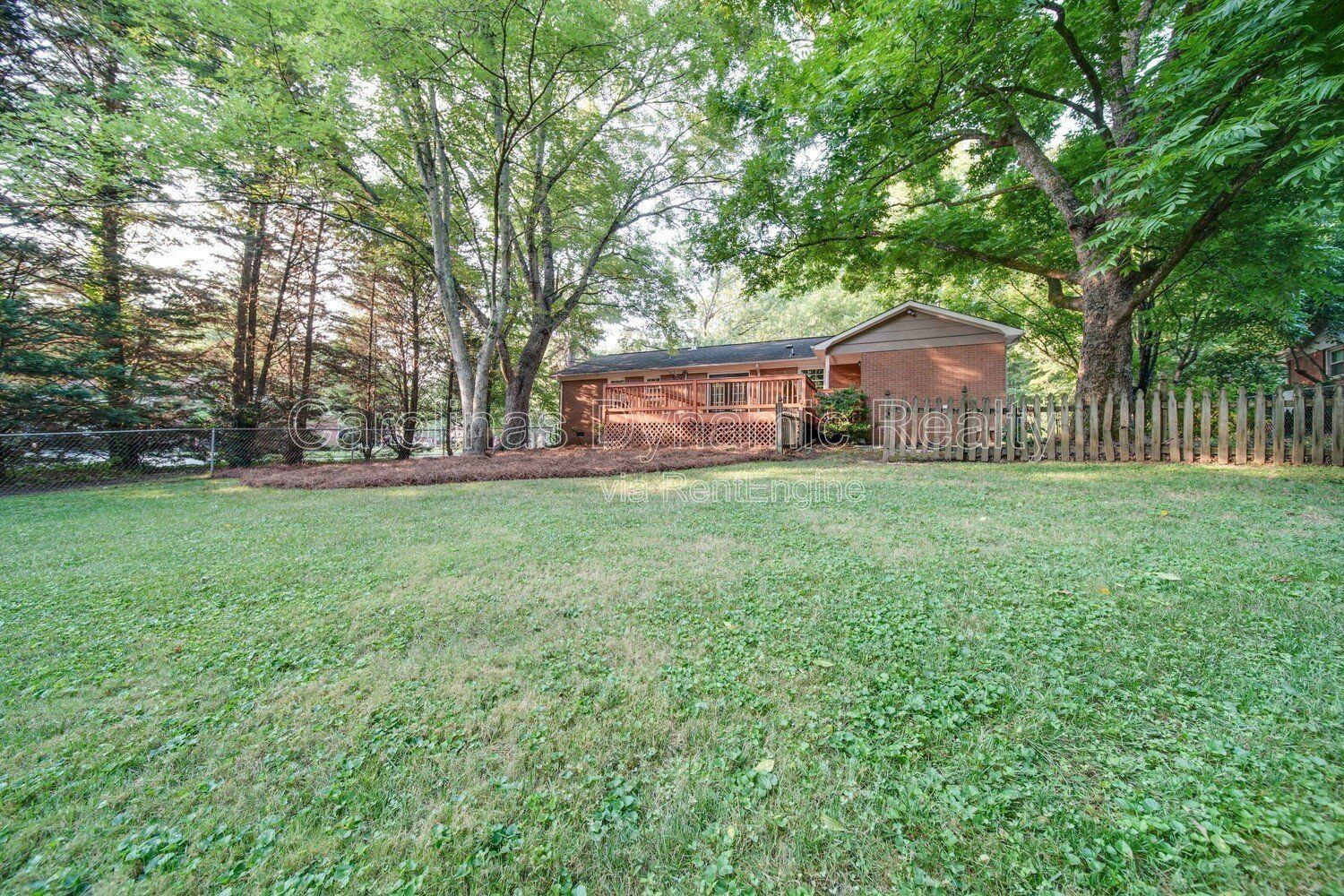 Coming Soon | Stunning 3 Bedroom | 2 Bath | Brick Ranch | Upgraded Kitchen | Hardwood Floors property image