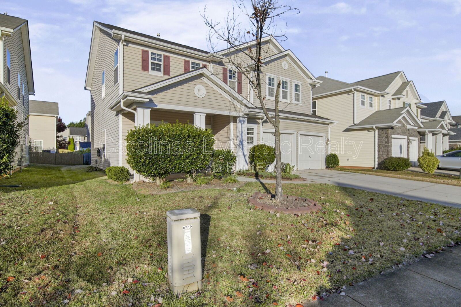 3 Bedrooms | Loft | 2.5 Baths | Beautifully Upgraded Kitchen property image