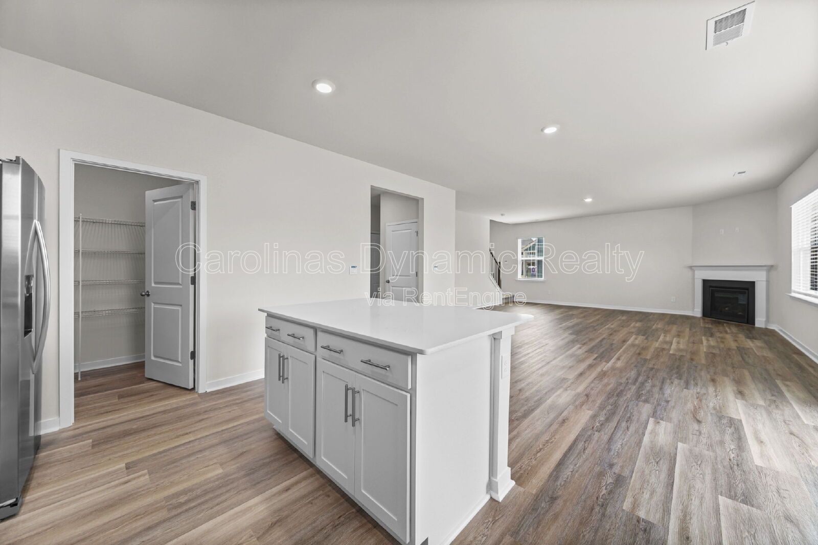 Brand New 5-Bedroom Home with Loft & Modern Finishes – Never Lived In property image