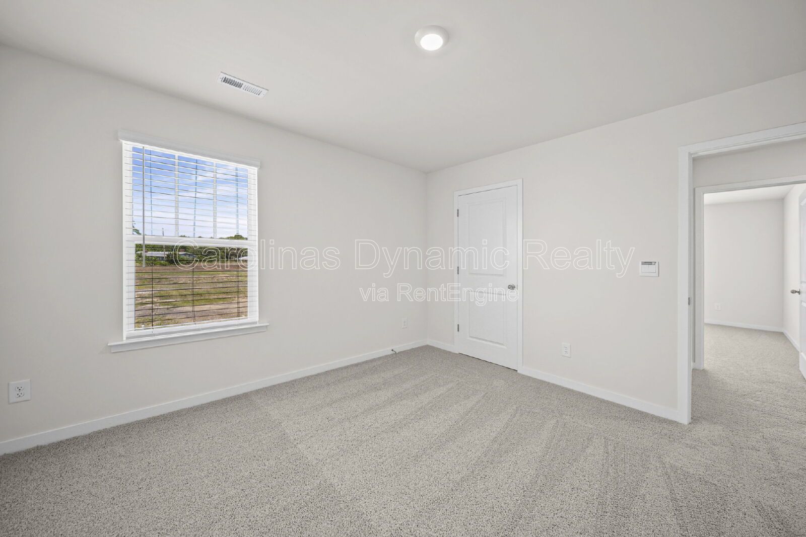 Brand New 5-Bedroom Home with Loft & Modern Finishes – Never Lived In property image