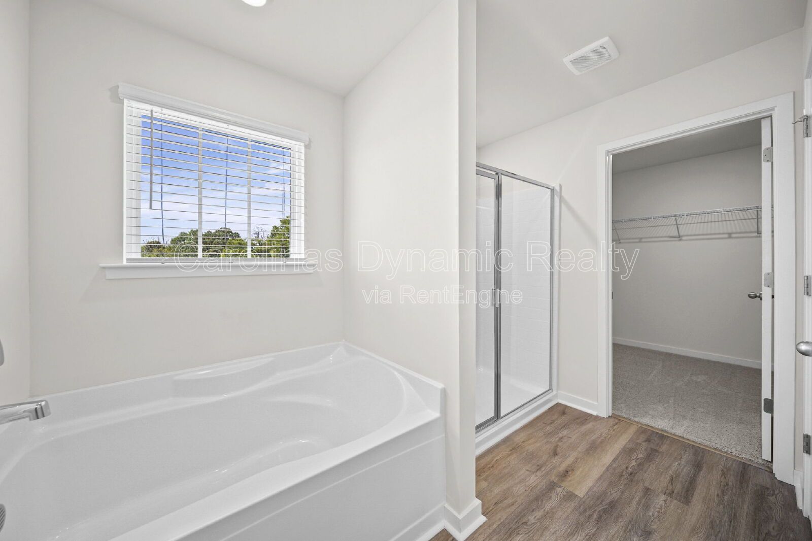 Brand New 5-Bedroom Home with Loft & Modern Finishes – Never Lived In property image