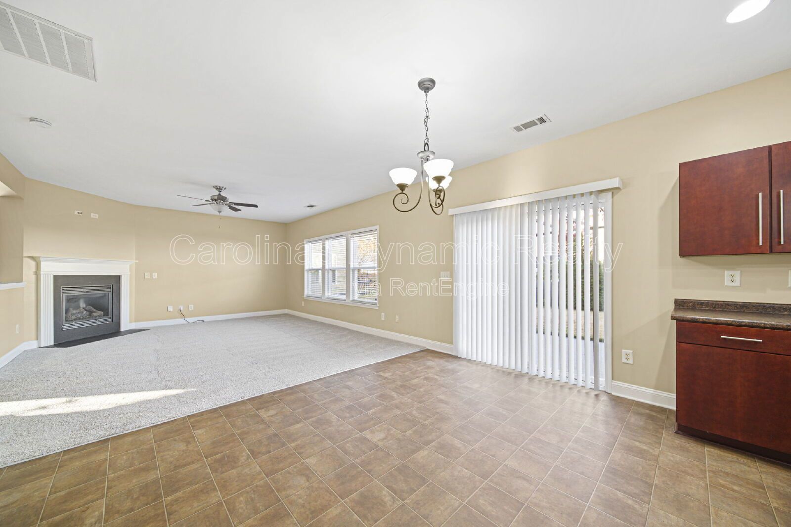 3 Bedrooms | Loft | 2.5 Baths | Beautifully Upgraded Kitchen property image