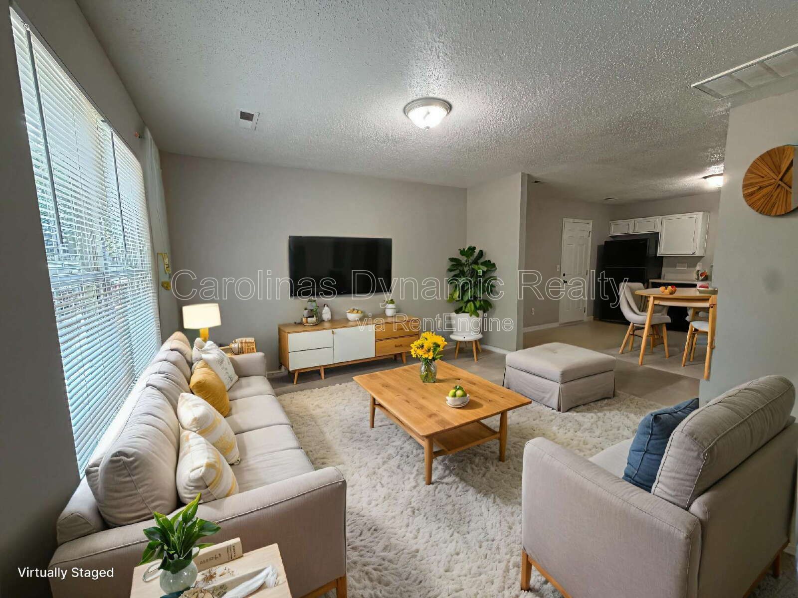 4 Bedrooms | 2 Baths | New Carpet | Fresh Paint property image
