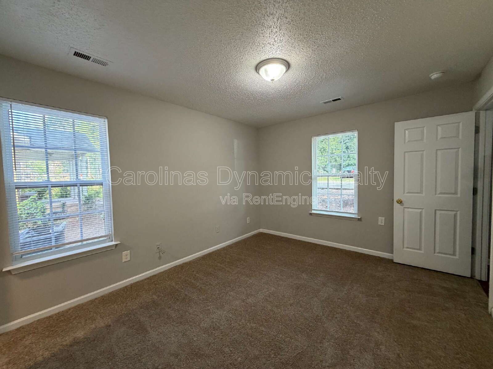 4 Bedrooms | 2 Baths | New Carpet | Fresh Paint property image