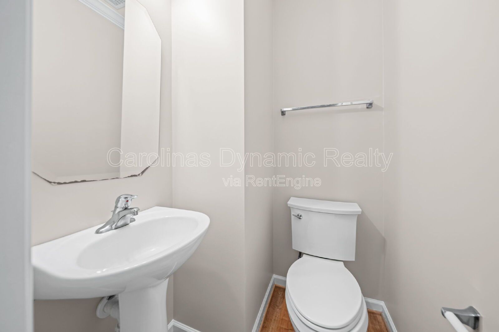 Updated 4BR Waterstone Townhome with Designer Kitchen & Wooded Views property image