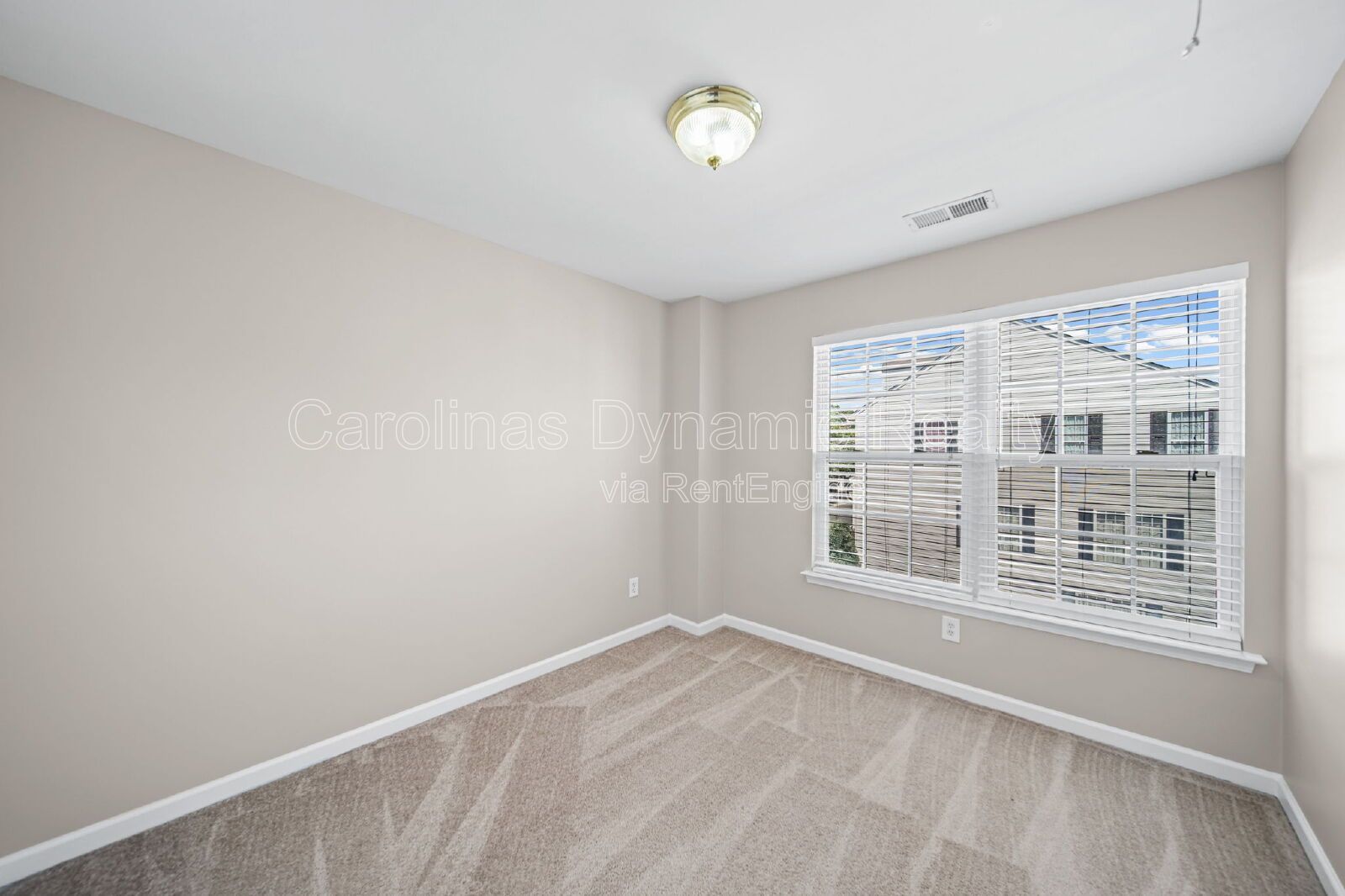 Updated 4BR Waterstone Townhome with Designer Kitchen & Wooded Views property image