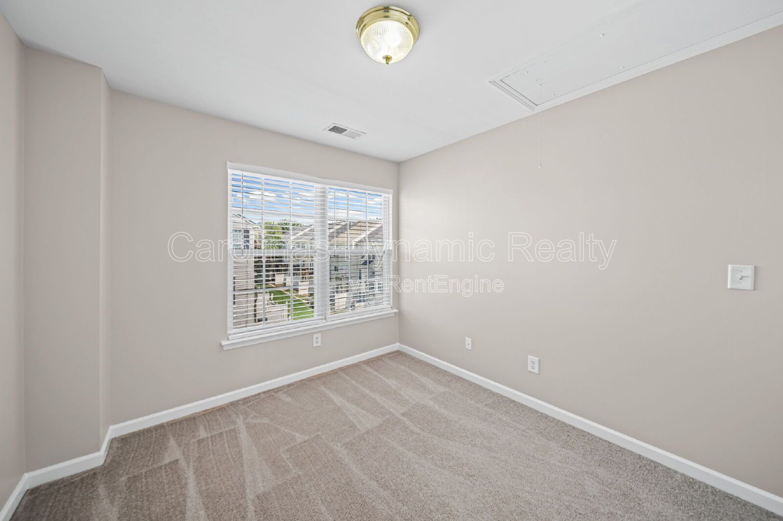 Updated 4BR Waterstone Townhome with Designer Kitchen & Wooded Views property image