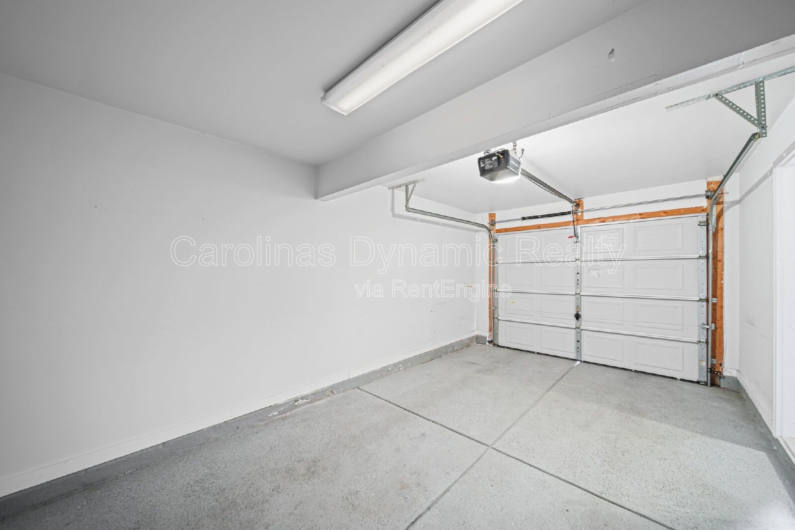Updated 4BR Waterstone Townhome with Designer Kitchen & Wooded Views property image