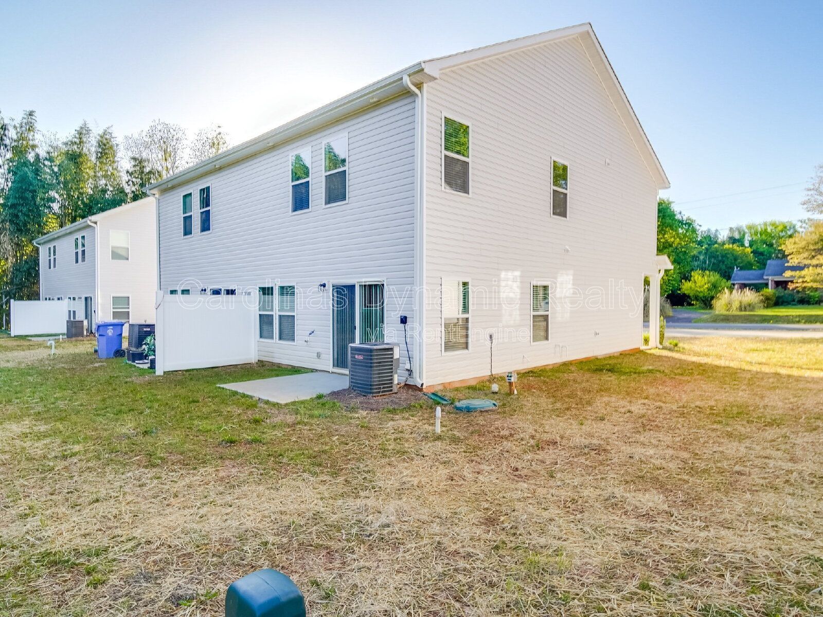 3 Bedrooms | 2.5 Baths | 1 Car Garage | Granite Counters | Stainless Steel Appliances property image