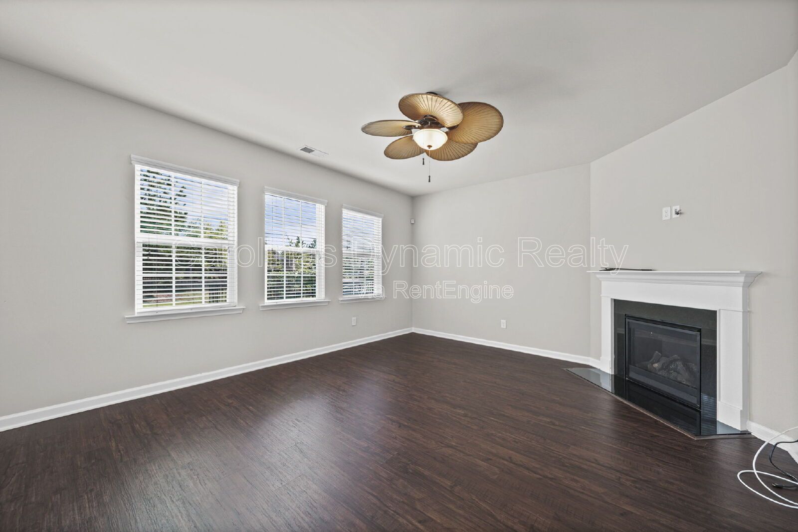 Spacious 5-Bedroom Home in Chateau with Community Pool & Prime Steele Creek Location property image