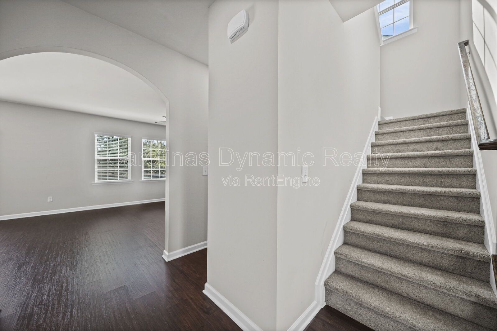 Spacious 5-Bedroom Home in Chateau with Community Pool & Prime Steele Creek Location property image